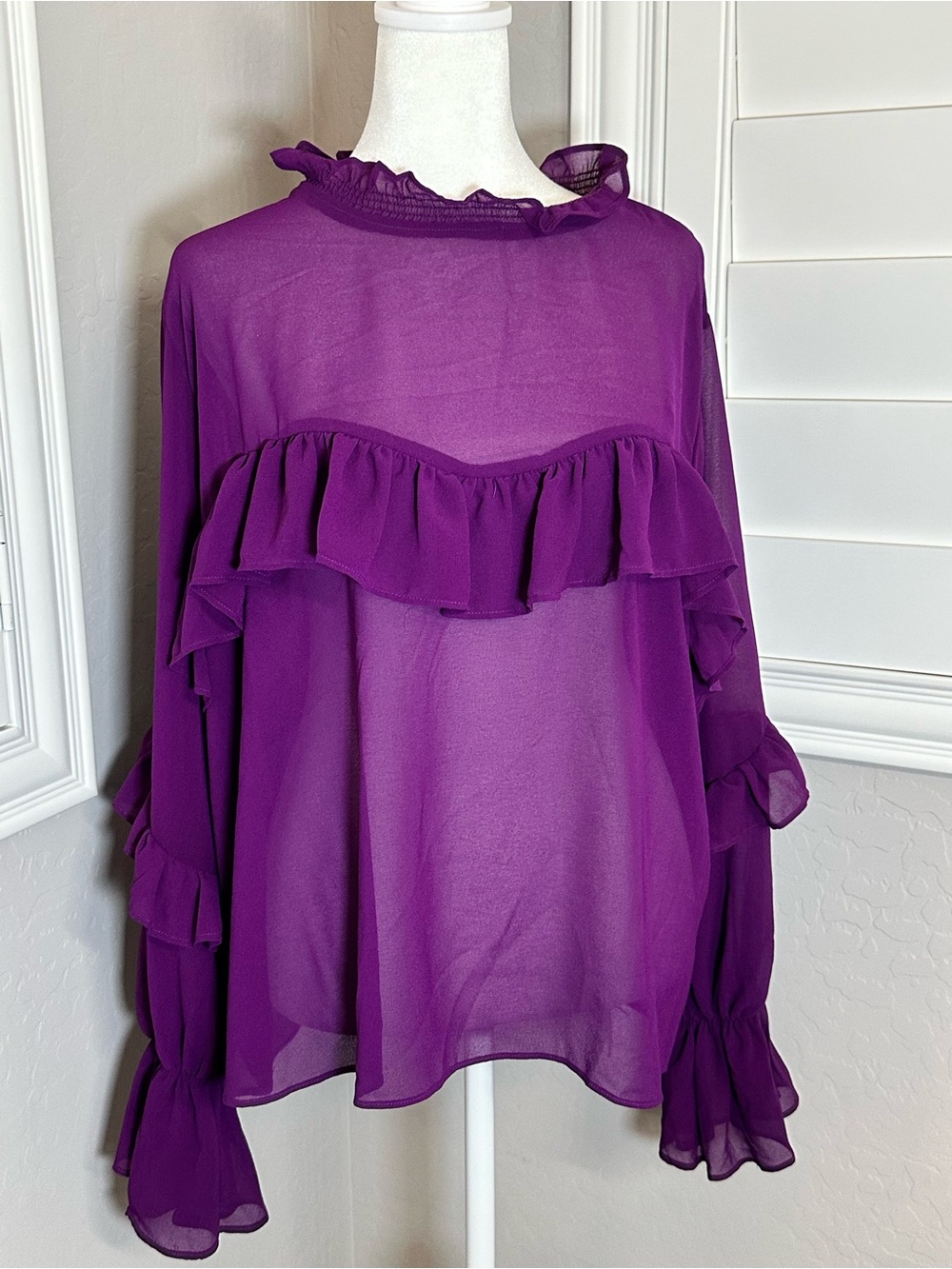 Bundle 4/$25 Fashion Nova Purple Ruffle Chiffon Top